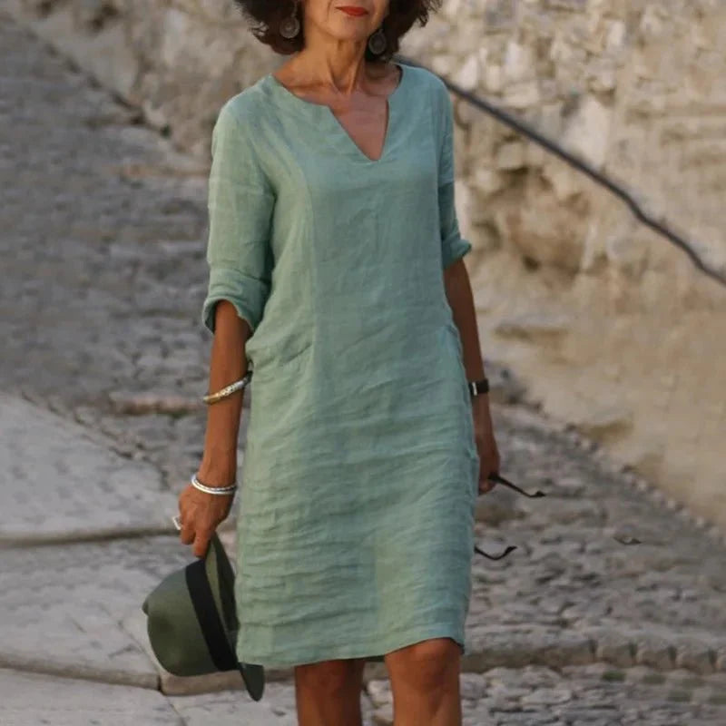 Vestido corto de lino con cuello en V para mujer | Ajuste holgado