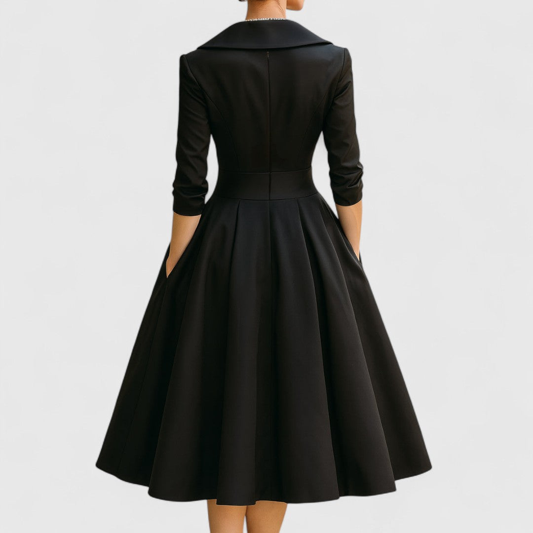 Vestido midi cruzado con escote en V y bolsillos | Manga tres cuartos