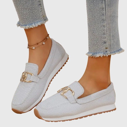 Mocasín de malla con hebilla para mujer | Suela antideslizante