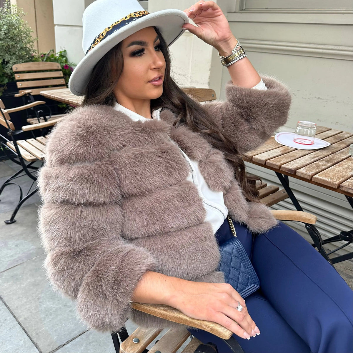 Mujer Chaqueta Corta de Pelo Sintético | Cuello Redondo & Diseño Acolchado | Otoño e Invierno