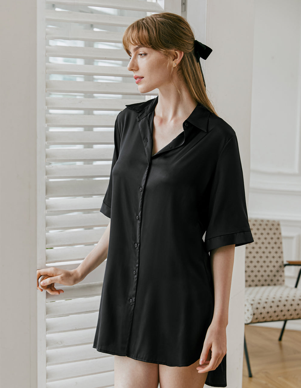 Camisón satinado estilo boyfriend para mujer | Cuello solapa y manga 3/4