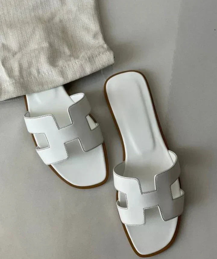 Sandalia de piel con tiras en H para mujer | Tacón bajo elegante
