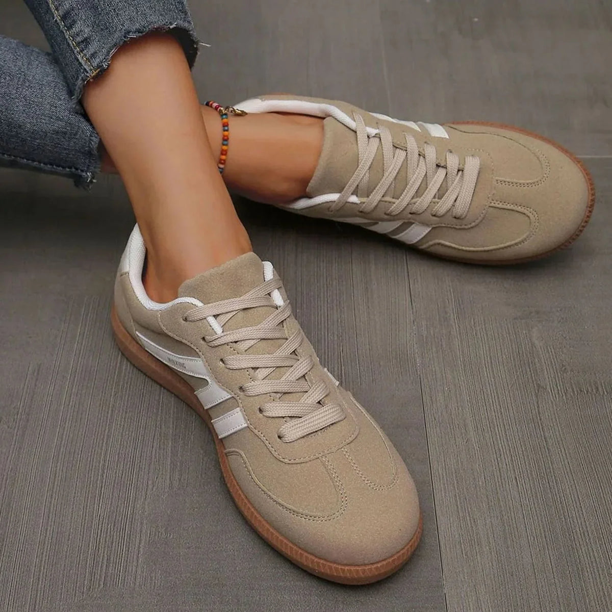 Mujer Zapatillas Bajas | Punta Ancha & Cierre de Cordones | Uso Diario