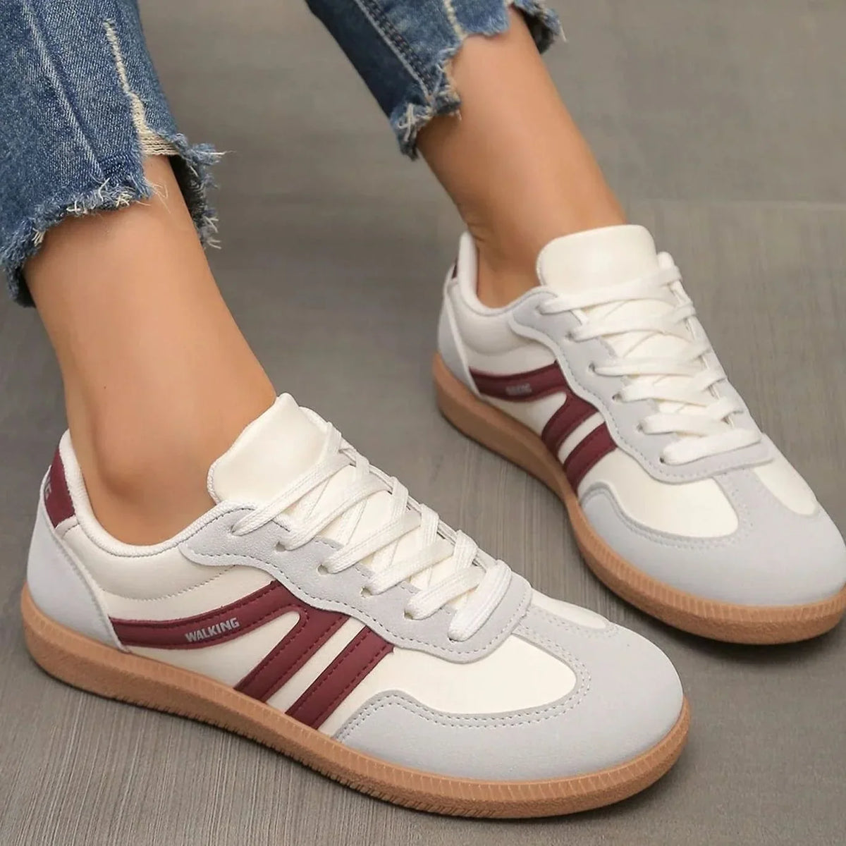 Mujer Zapatillas Bajas | Punta Ancha & Cierre de Cordones | Uso Diario