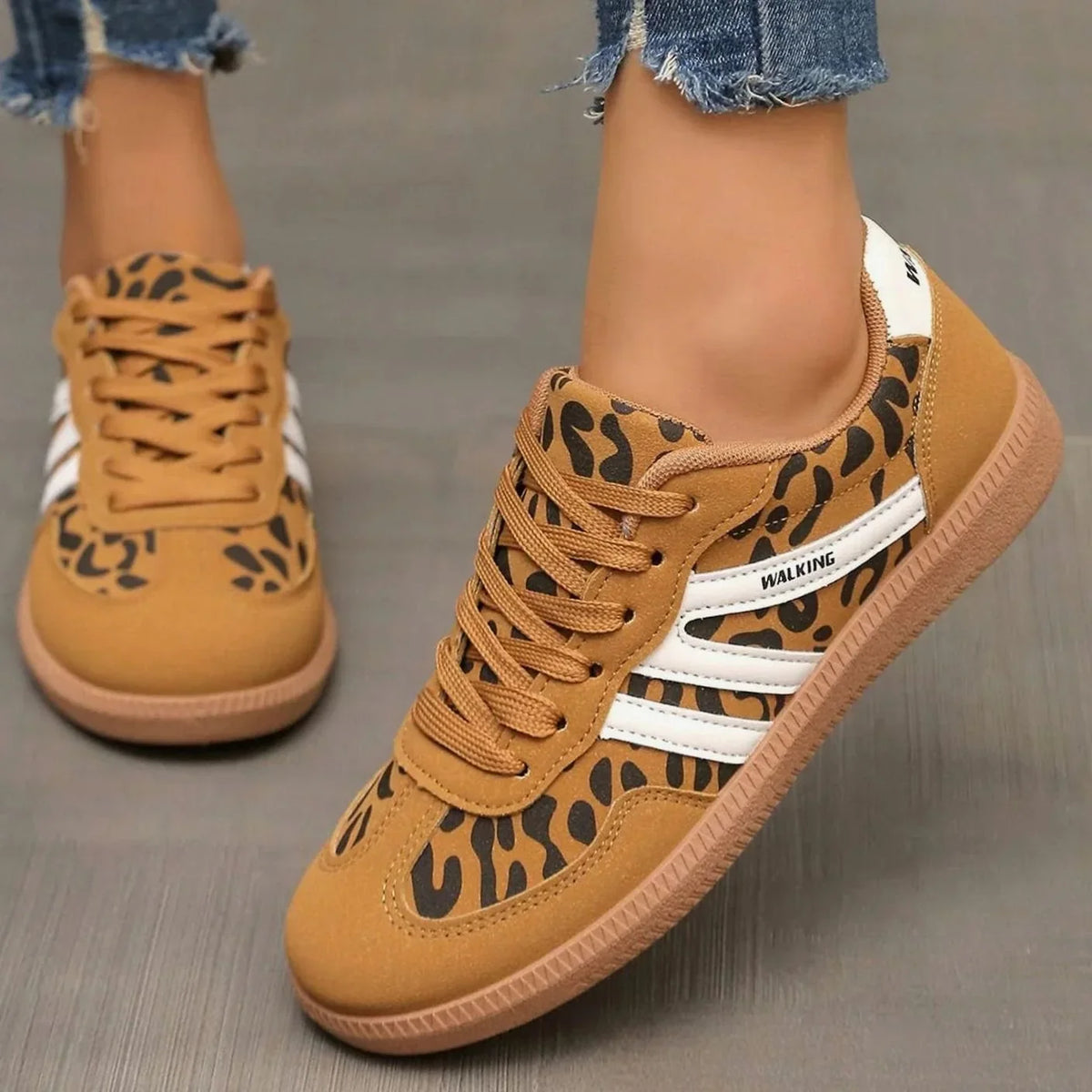 Mujer Zapatillas Bajas | Punta Ancha & Cierre de Cordones | Uso Diario