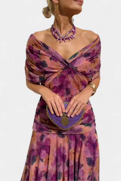 Elegante vestido largo con escote palabra de honor | Falda fluida