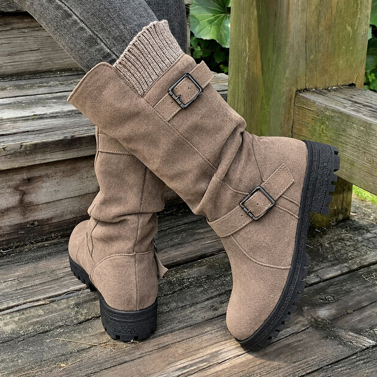Mujer Bota de Caña Media | Hebillas Laterales & Suela Track | Otoño e Invierno