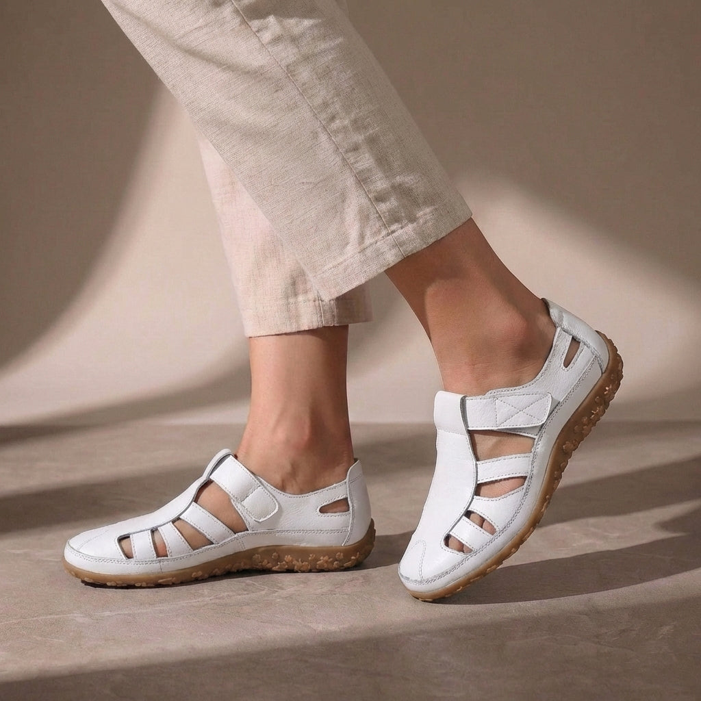 Sandalia cerrada ajustable para mujer | Suela flexible