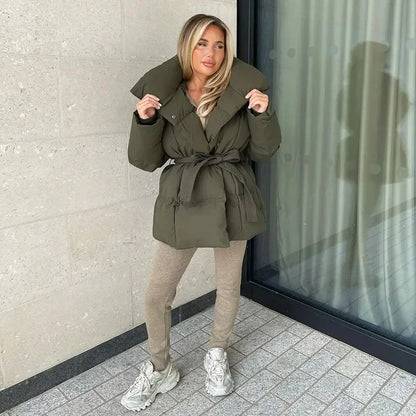 Mujer Chaqueta Plumífero Corta | Cinturón Ajustable & Cuello Alto | Otoño e Invierno