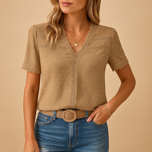 Blusa con escote en V y detalle de encaje | Manga corta texturizada