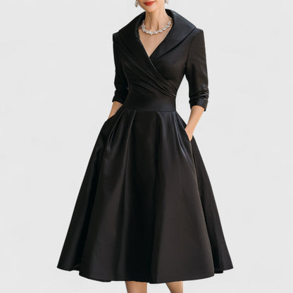 Vestido midi cruzado con escote en V y bolsillos | Manga tres cuartos