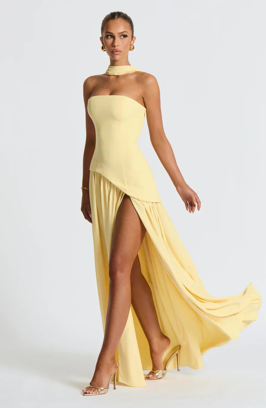Vestido maxi sin mangas para mujer | Corte asimétrico con abertura lateral