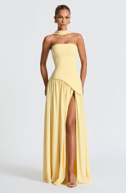 Vestido maxi sin mangas para mujer | Corte asimétrico con abertura lateral