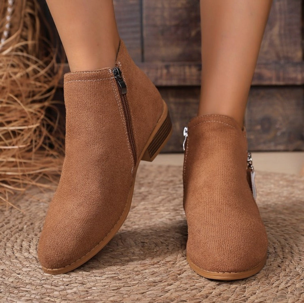 Mujer Botines de Punta Fina | Tacco Ancho & Escote en V | Otoño e Invierno