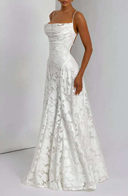 Vestido largo con tirantes finos y estampado floral | Blanco
