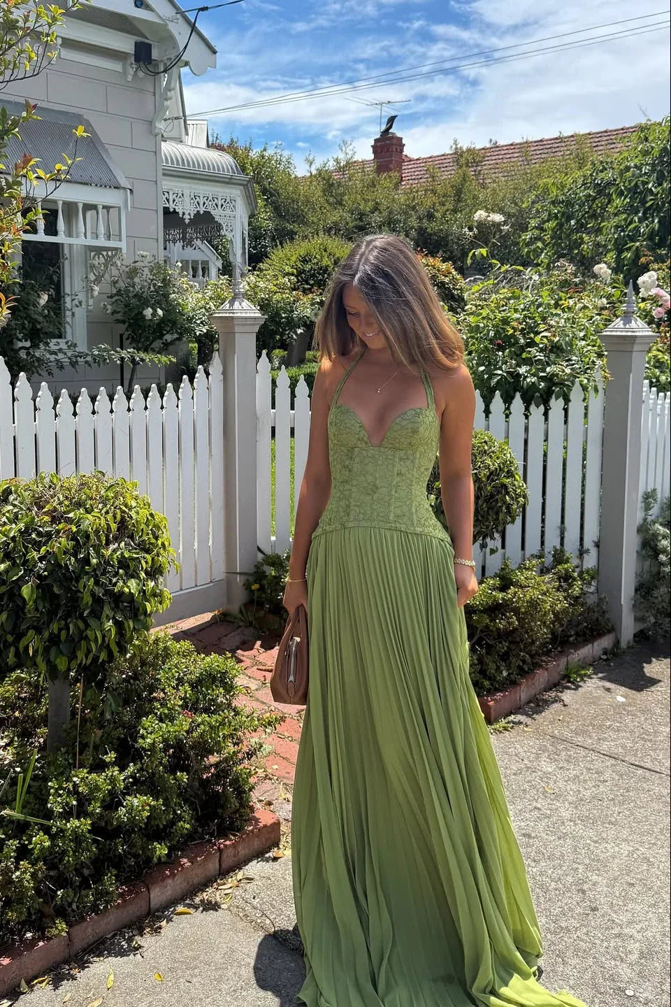 Vestido largo verde plisado con corsé para mujer | Elegante y fluido