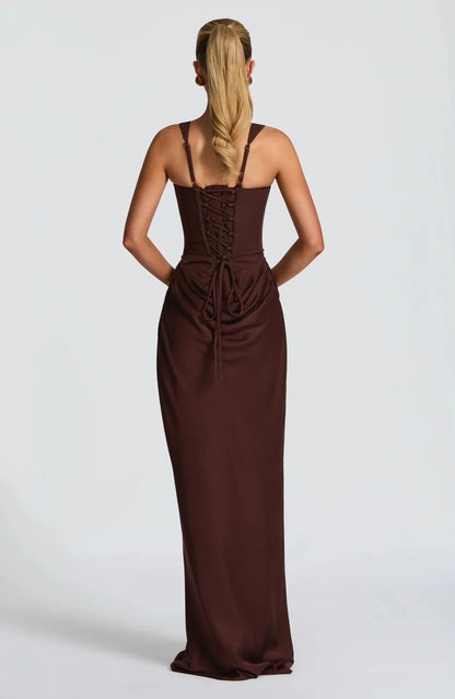 Vestido largo ajustado con espalda descubierta para mujer | Marrón