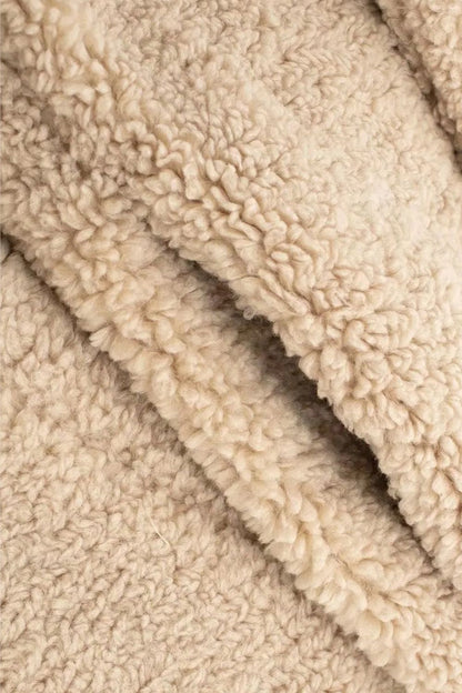 Mujer Abrigo Largo Teddy | Doble Botonadura & Cuello Solapa | Otoño e Invierno
